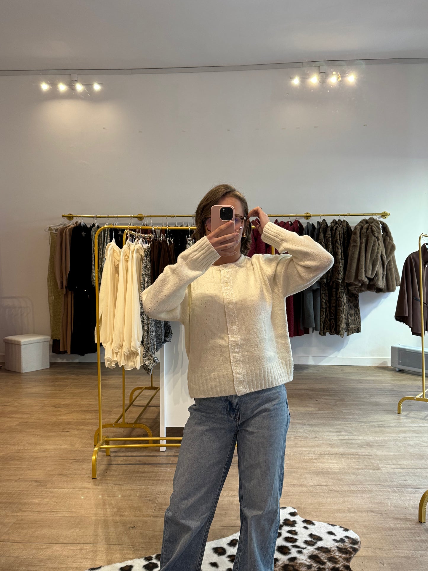 Gilet crème effet dentelle