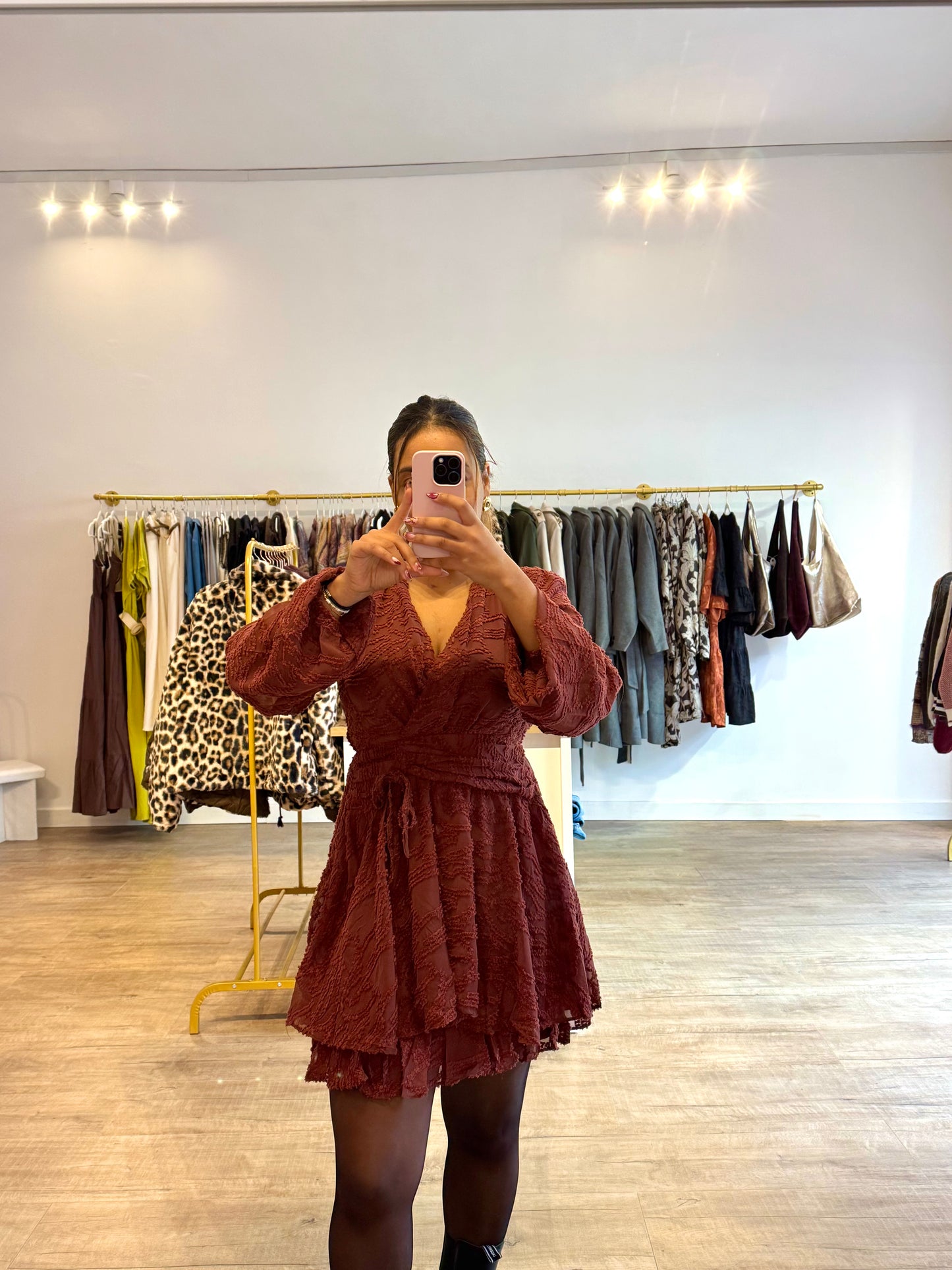Robe Bordeaux Effet Texturé