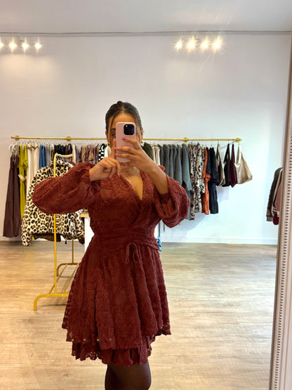 Robe Bordeaux Effet Texturé