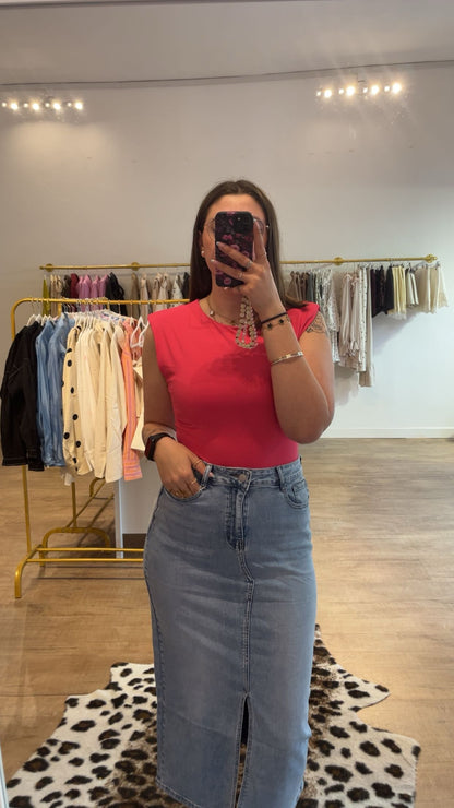 Body à épaulettes rose