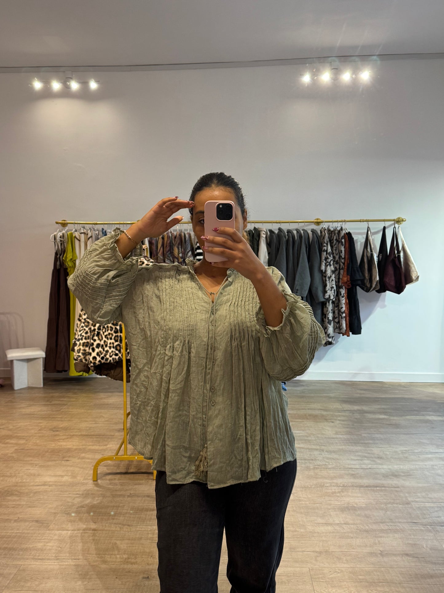 Chemisier vert délicat bohème