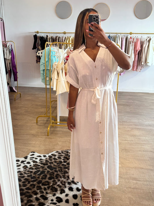 Robe longue blanche brodée