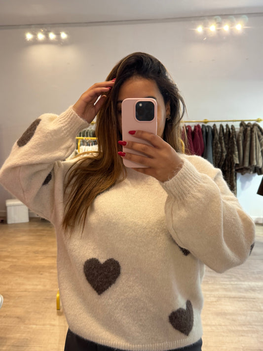 Pull Beige – Cœur marrons