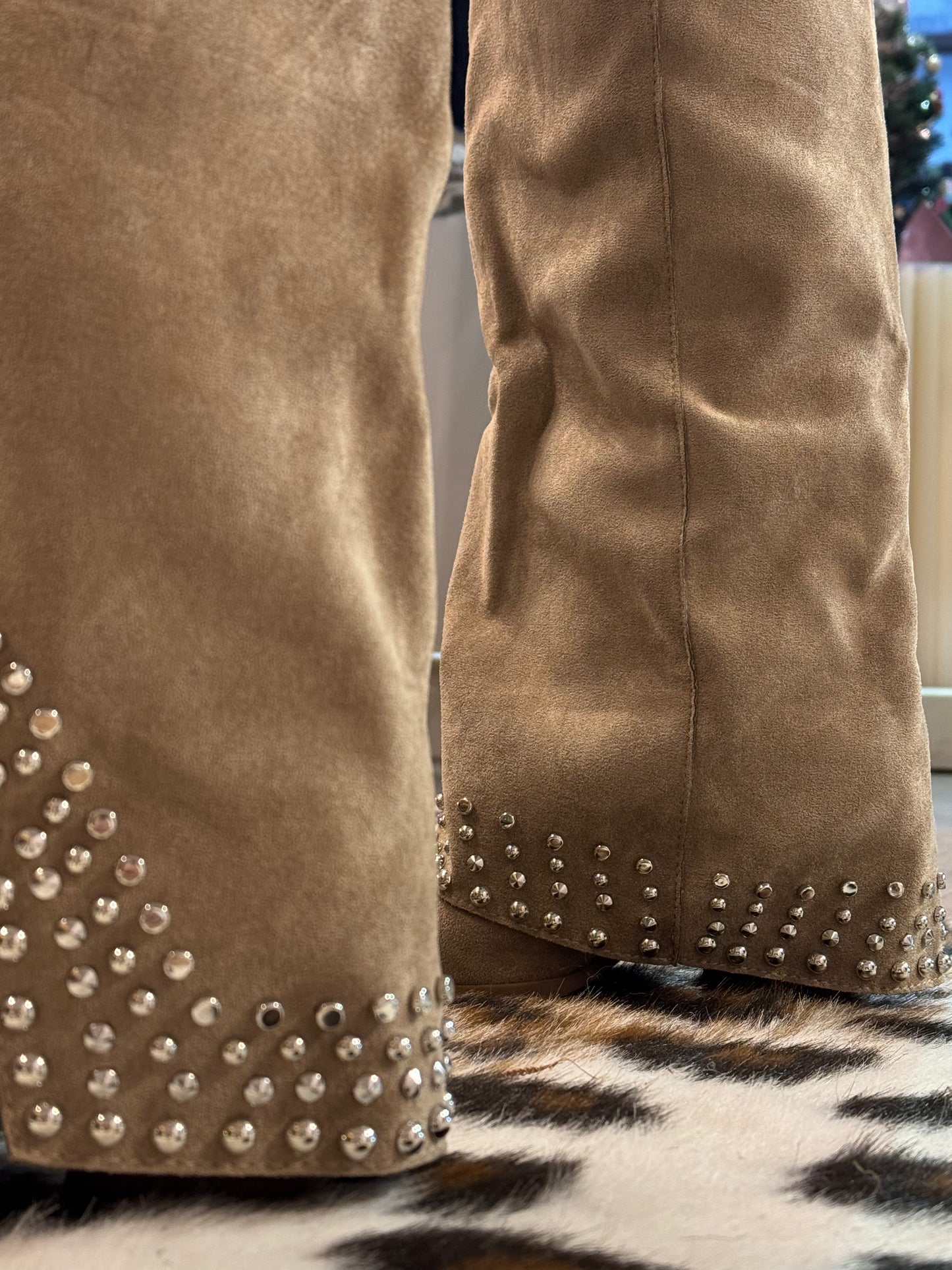 Santiagues beige à clous