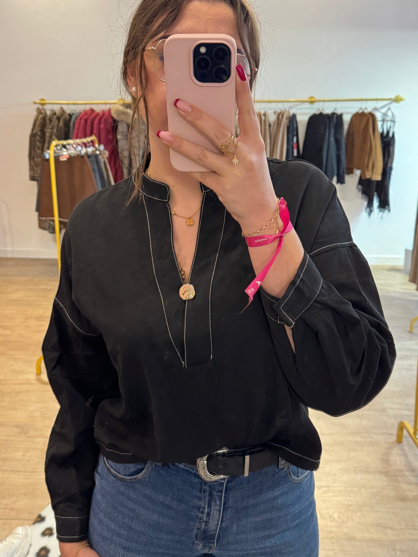 Chemisier Noir Bouton Dorée