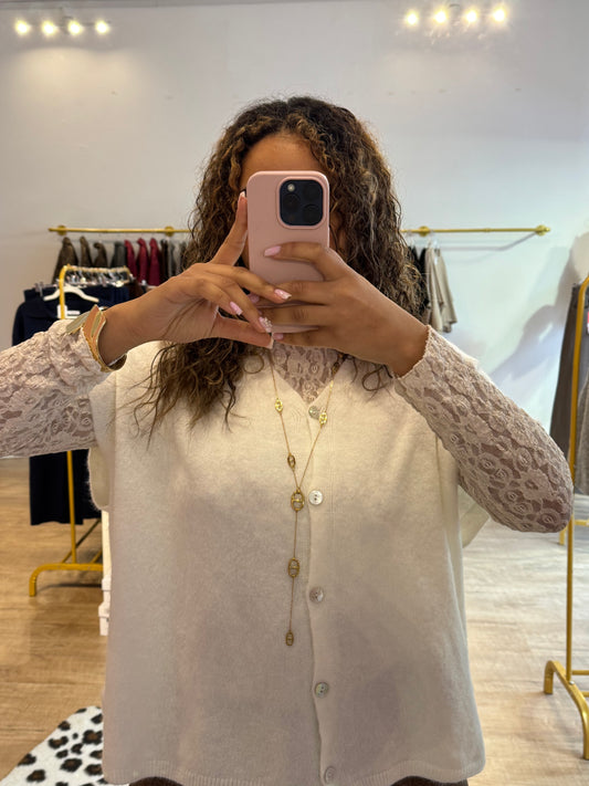 Pull en dentelle écru + gilet manches blanc