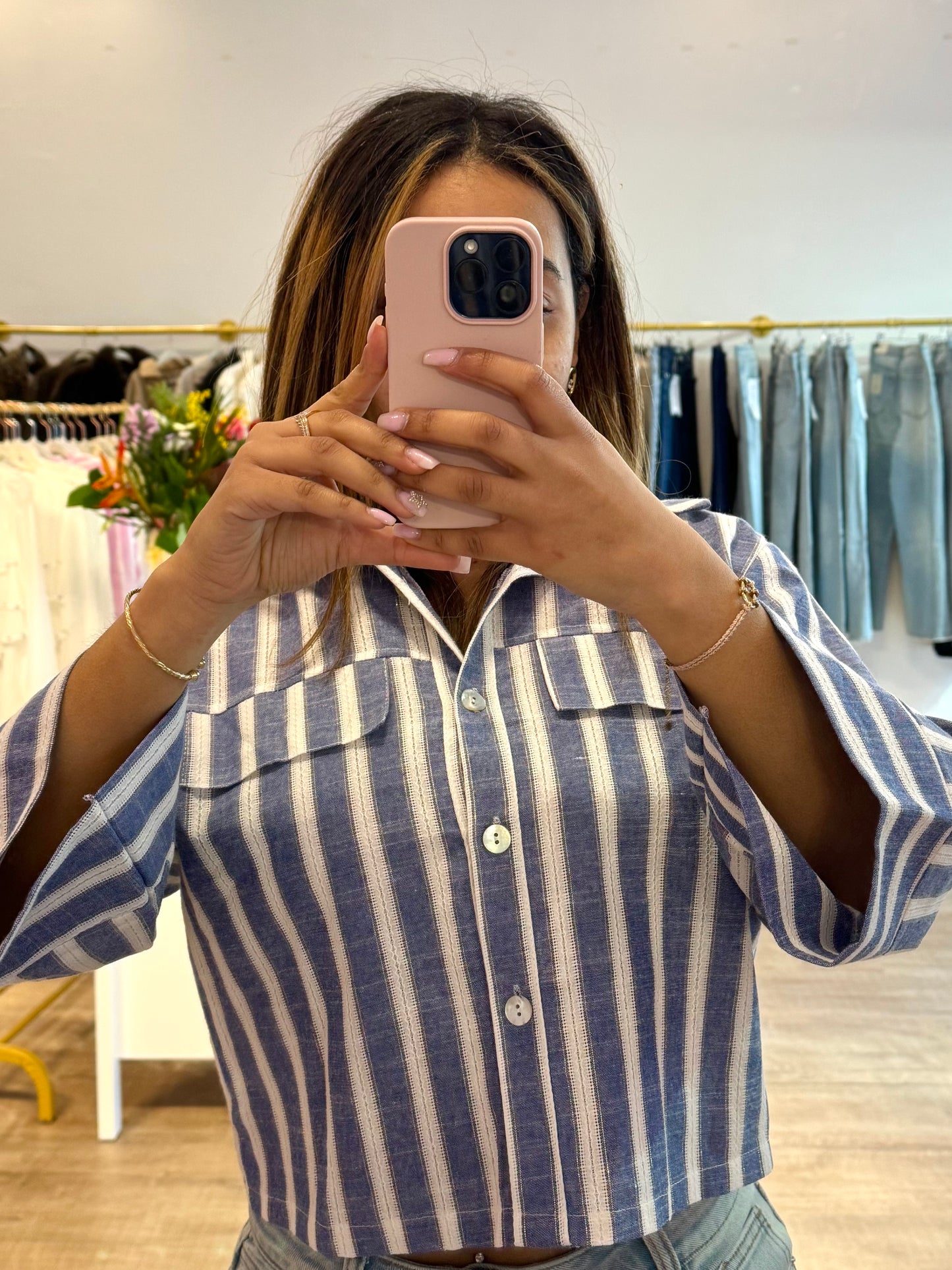 Chemisier Bleu à Rayures Blanches, Boutons Nacrés & Effet Poche