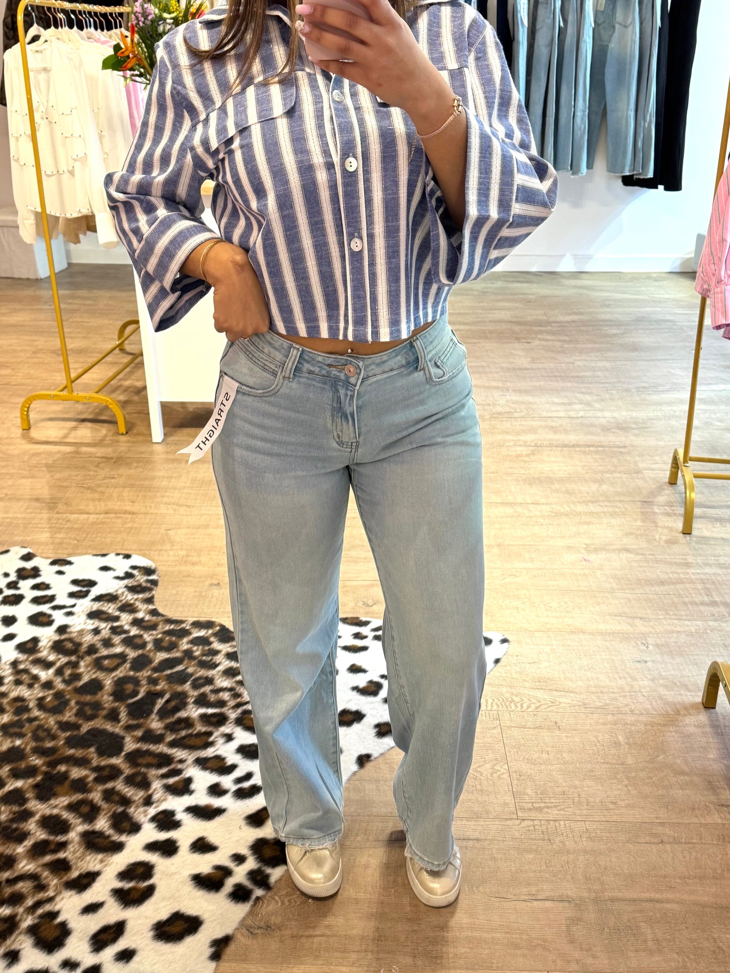 Jean Straight à Jambe Large – Bleu Clair